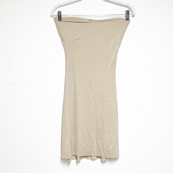 NWOT Spanx Assets Strapless Simplicity Dress Slip Nude Sz M - Picture 6 of 7